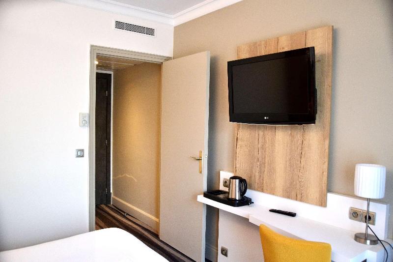 Kyriad Tours Centre image
