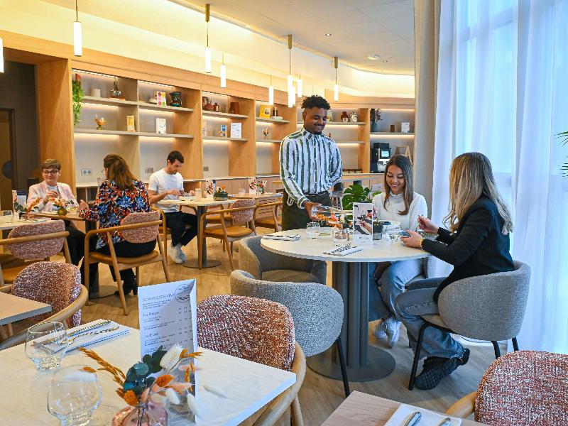 Mercure Tours Nord image