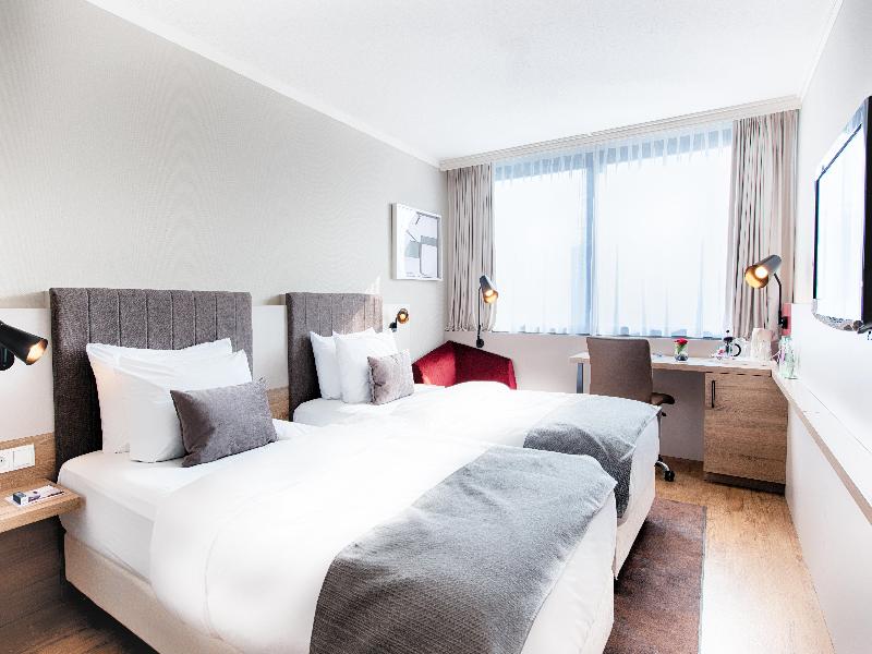 Crowne Plaza Frankfurt Congress Hotel image