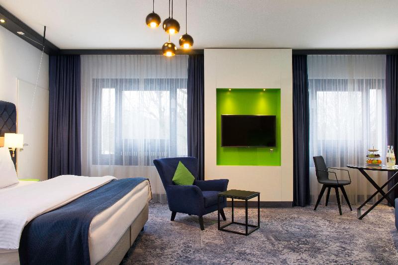 Holiday Inn Stuttgart, by IHG image
