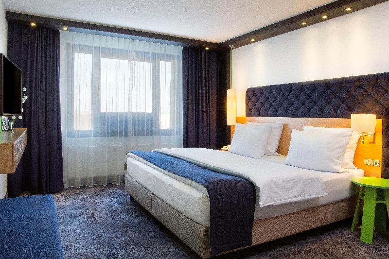 Holiday Inn Stuttgart, by IHG image