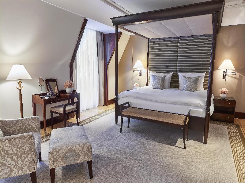 Adlon Kempinski Berlin image