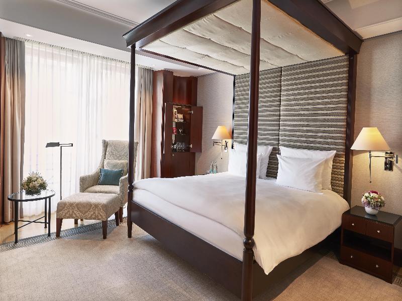 Adlon Kempinski Berlin image