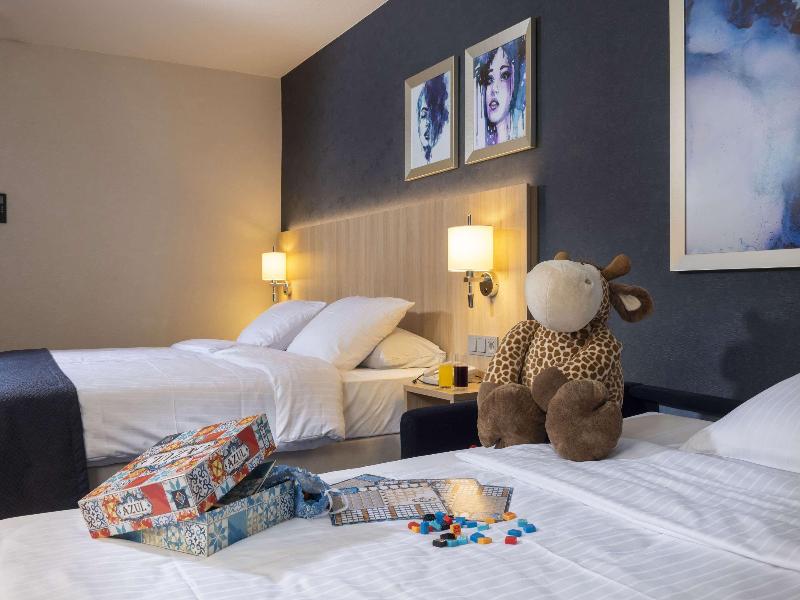 Maritim Hotel Würzburg image