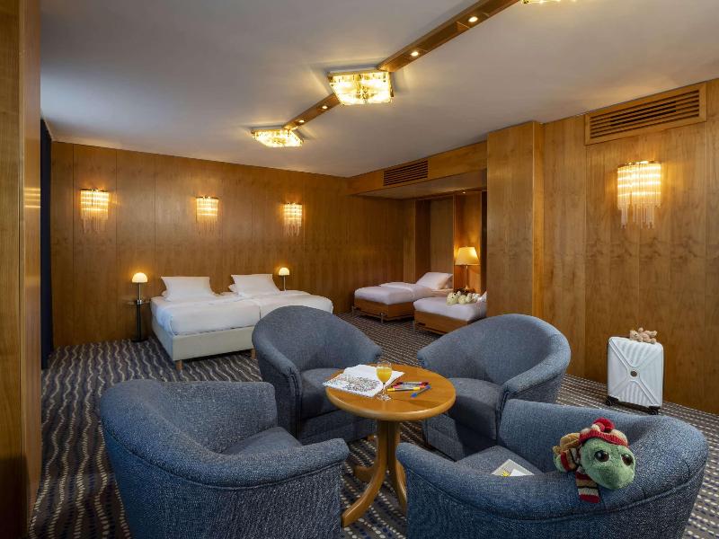 Maritim Hotel Magdeburg image