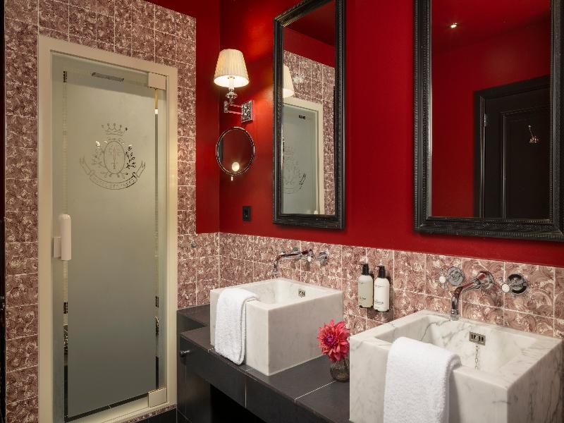 Hotel des Indes, Leading Hotels of the World image