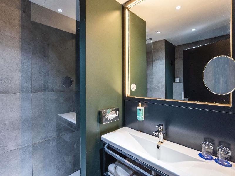 Novotel Genova City image