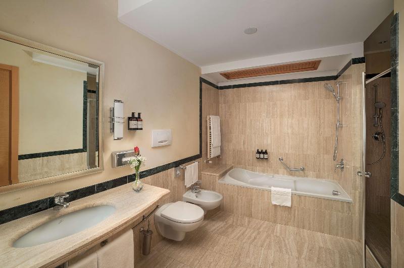 NH Collection Genova Marina