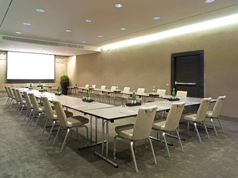 Rosa Grand Milano - Starhotels Collezione image