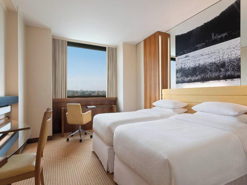 Sheraton Padova Hotel & Conference Center image