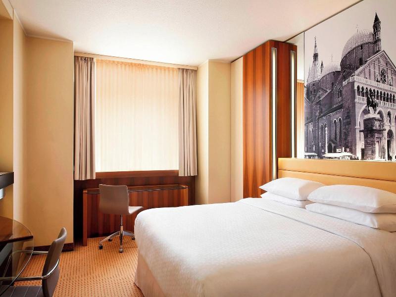 Sheraton Padova Hotel & Conference Center image