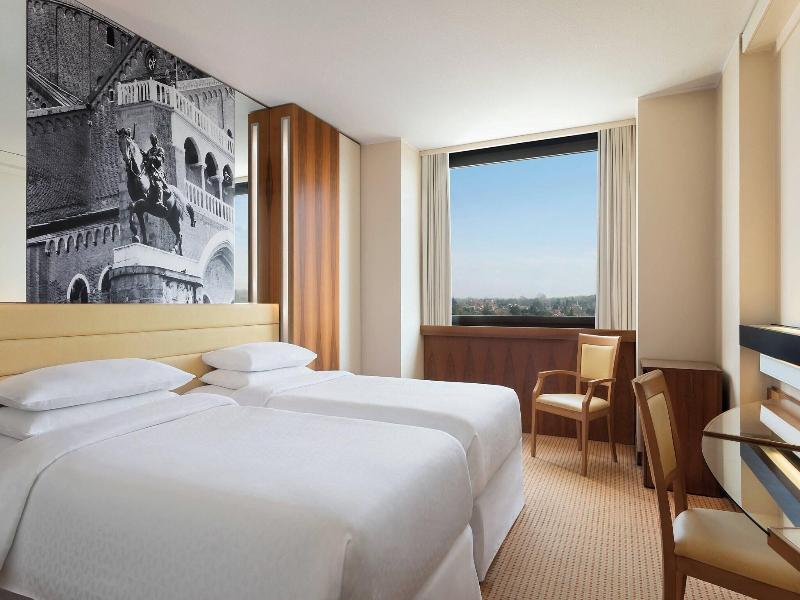 Sheraton Padova Hotel & Conference Center image