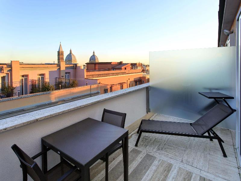 Best Western Plus Hotel Universo image