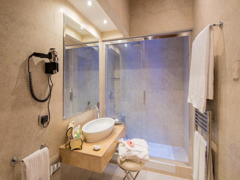 Hotel Barocco image
