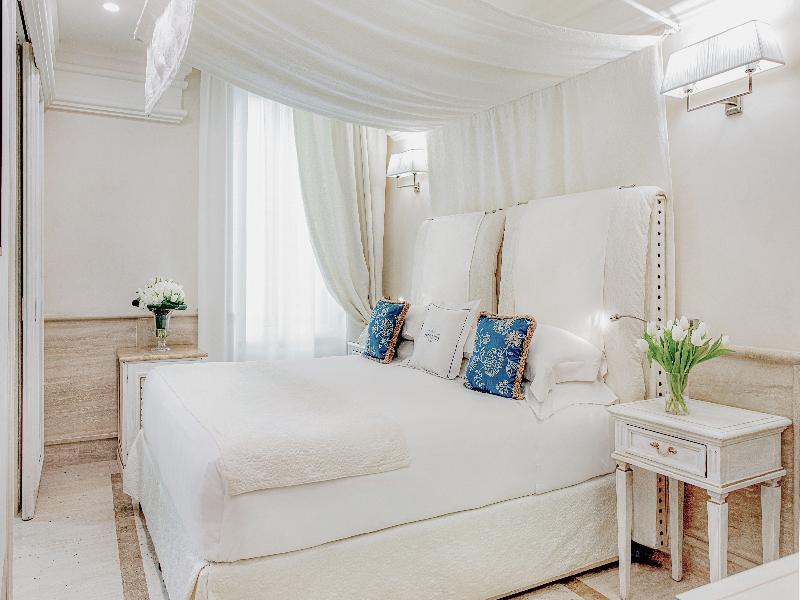 Hotel Barocco image