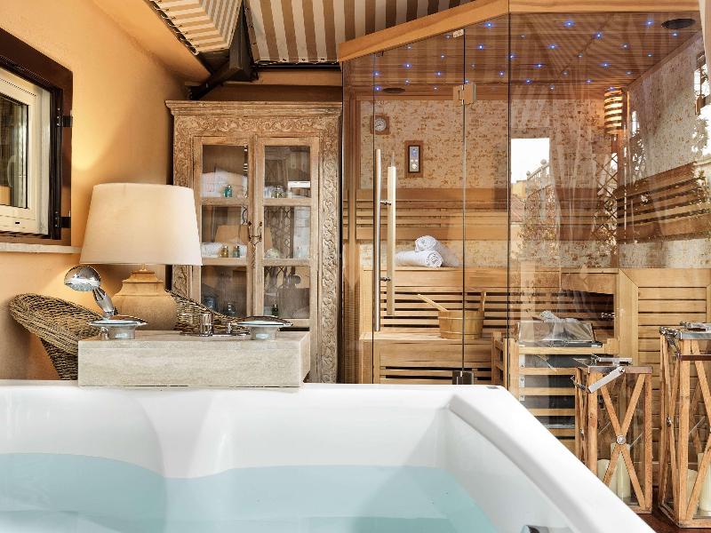 Hotel Barocco image