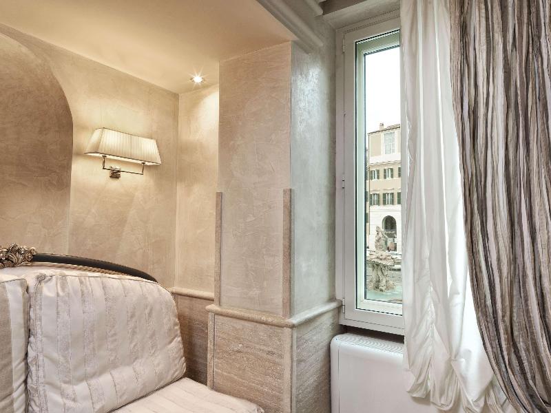 Hotel Barocco image