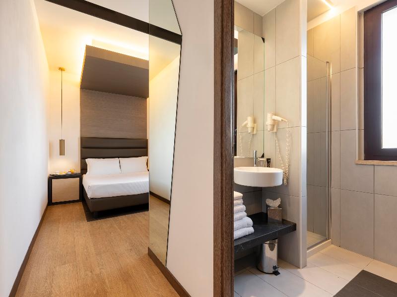 WarmtHotel image