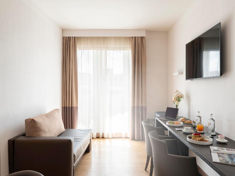 WarmtHotel image