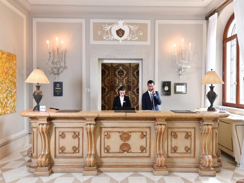 San Clemente Palace image