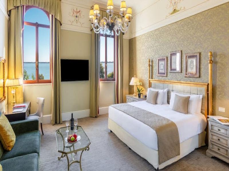 San Clemente Palace image