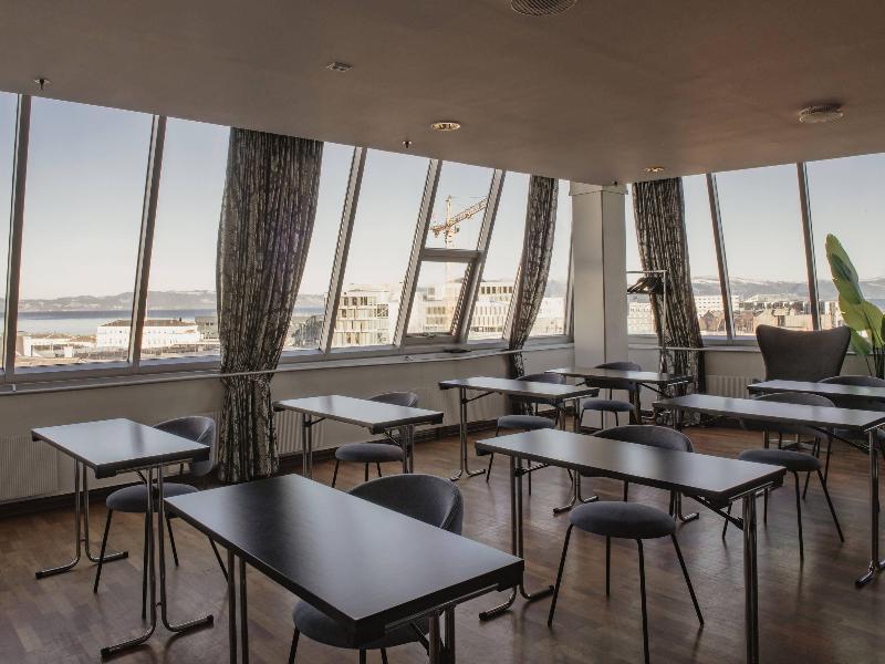 Home Hotel Grand Olav image
