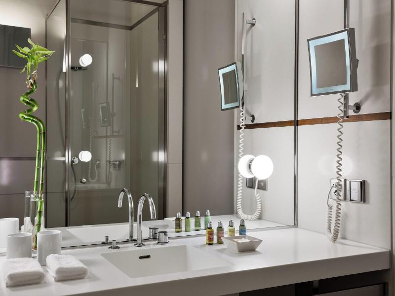 Autograph Collection The Hotel Lucerne image