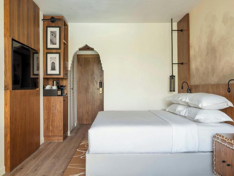 Le Meridien N'fis image