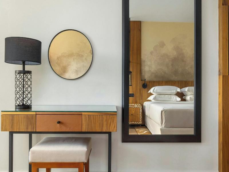 Le Meridien N'fis image