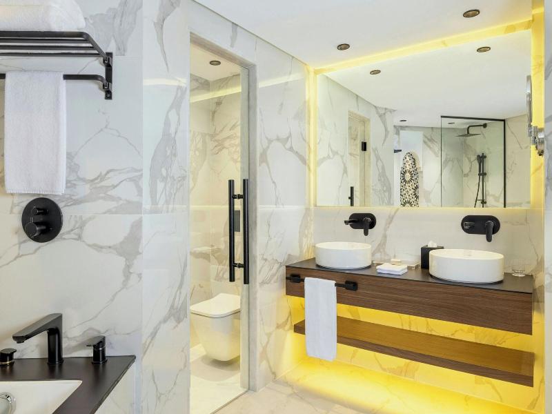 Le Meridien N'fis image