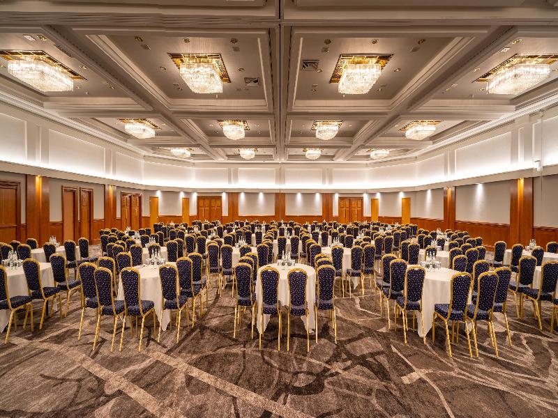 Hilton Birmingham Metropole image
