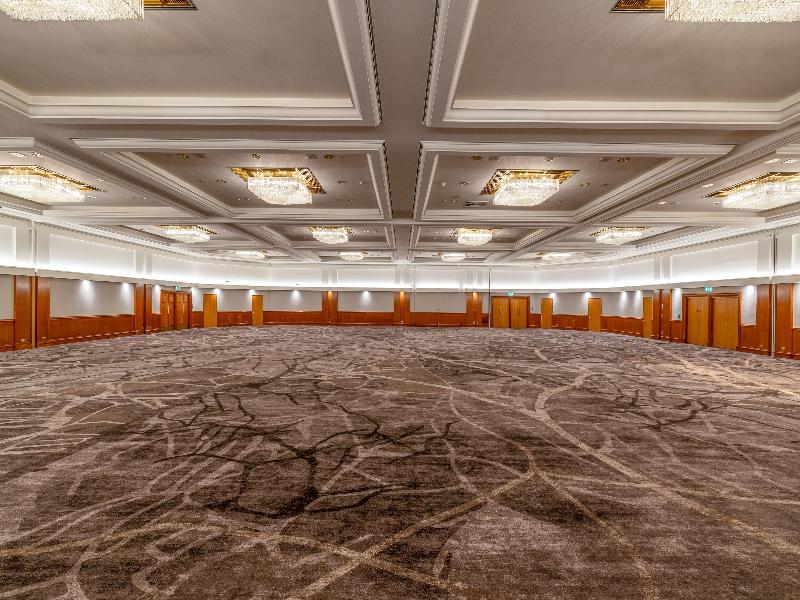Hilton Birmingham Metropole image