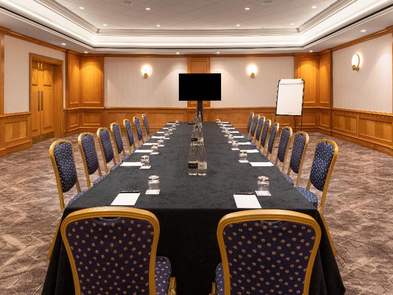 Hilton Birmingham Metropole image