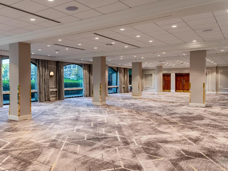 Hilton Birmingham Metropole image