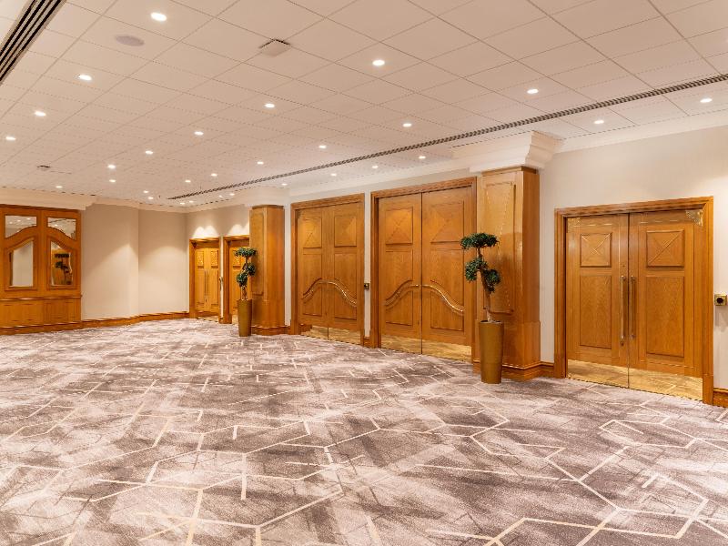 Hilton Birmingham Metropole image