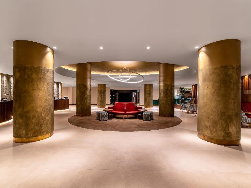 Hilton Birmingham Metropole image