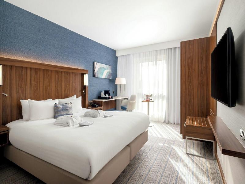 Courtyard by Marriott Glasgow Airport image