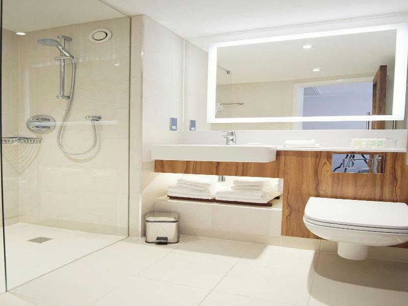Courtyard by Marriott Glasgow Airport image