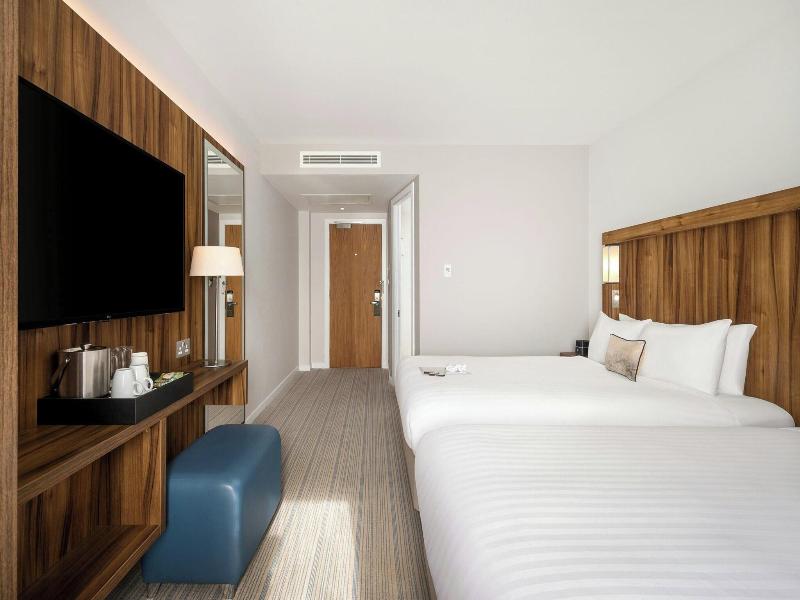 Courtyard by Marriott Glasgow Airport image