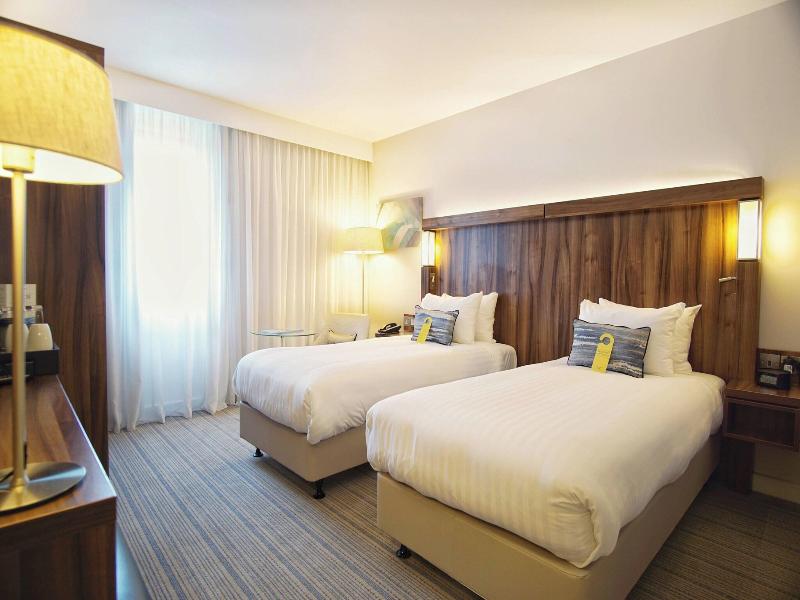 Courtyard by Marriott Glasgow Airport image