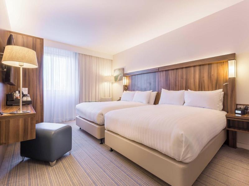 Courtyard by Marriott Glasgow Airport image