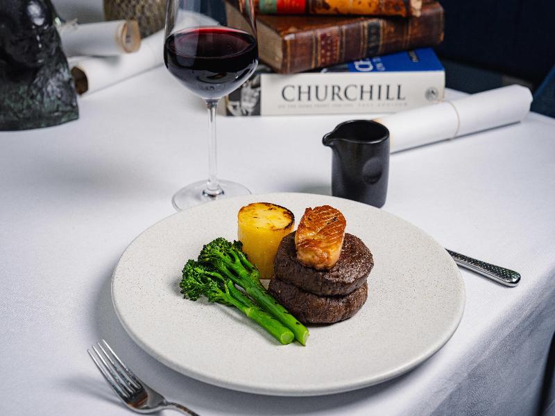 Hyatt Regency London The Churchill image