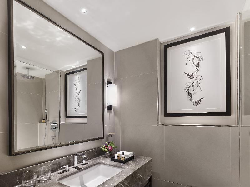 Hyatt Regency London The Churchill image