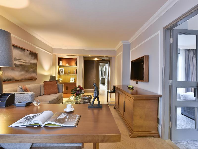 Hyatt Regency London The Churchill image