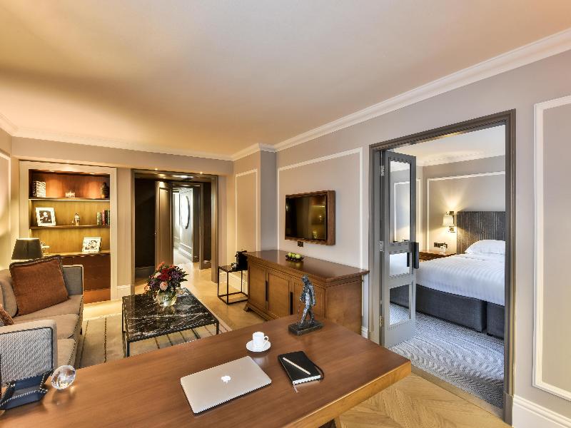 Hyatt Regency London The Churchill image
