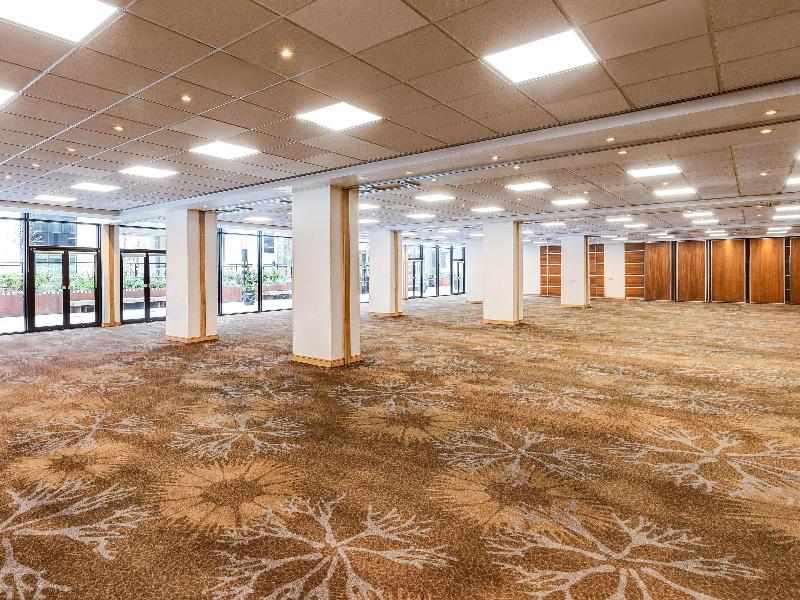 Novotel London West image
