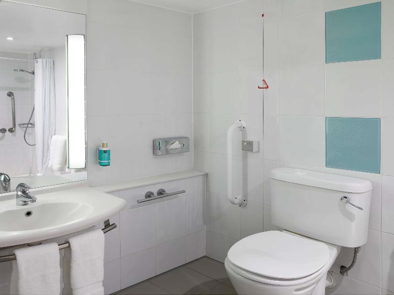 Novotel London West image