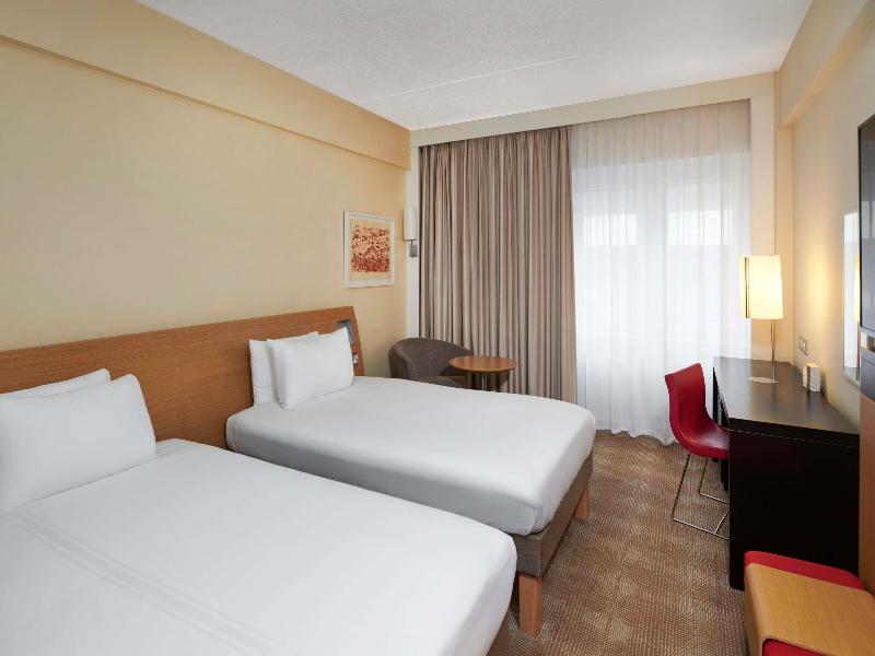 Novotel London West image