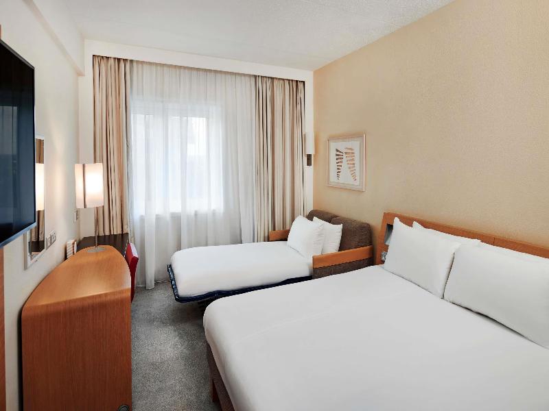 Novotel London West image