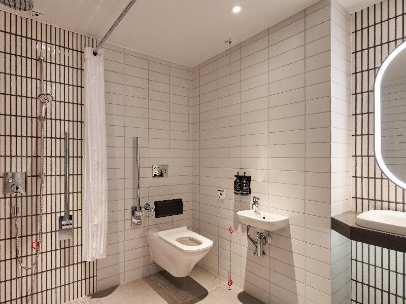 Holiday Inn London Bloomsbury image
